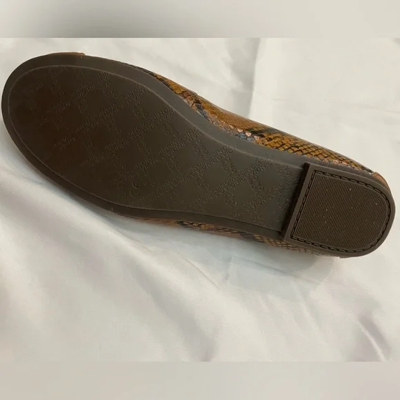 Vionic Women's brown snake skin ballet flats size 7.5 - Picture 6 of 7